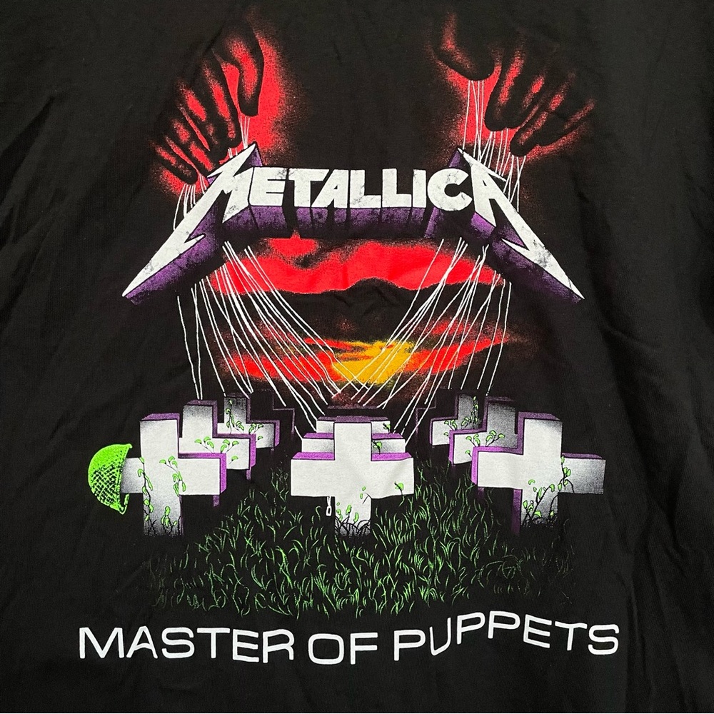 Metallica * Master of Puppets * Black Graphic Tee L